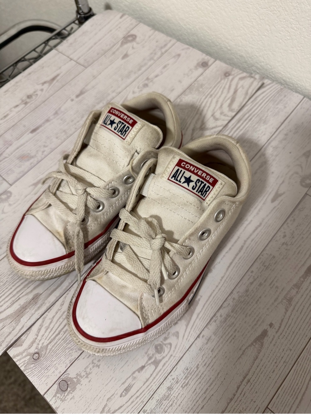 Converse Kids Low Top Sneakers in Cream with Red Trim